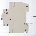 Interruptor DC 2P 63A hasta 600VDC para protección de sistemas fotovoltaicos.